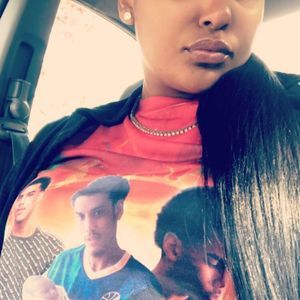 Meet your Posher, Alexis